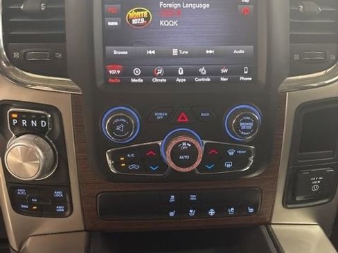 Used 2018 RAM 1500 Laramie w/ Convenience Group AWD/4WD image 13