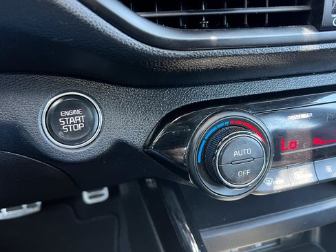 Used 2023 Kia Forte GT-Line w/ GT-Line Technology Package FWD image 29