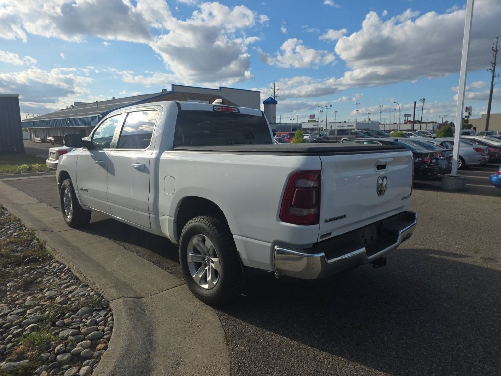 Used 2023 RAM 1500 Laramie AWD/4WD image 3