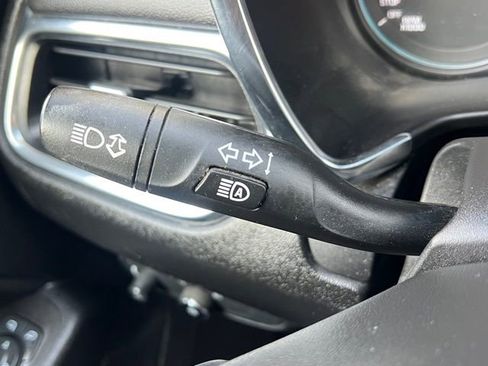 Used 2022 Chevrolet Equinox LT FWD image 22