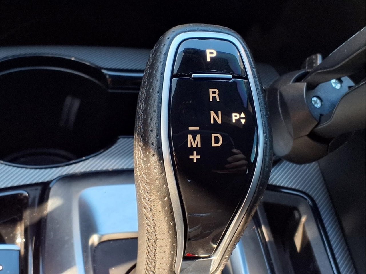 Used 2025 Alfa Romeo Giulia AWD w/ Driving Assist Package image 17