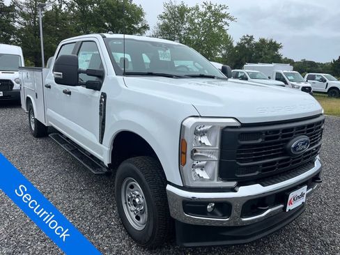 New 2025 Ford F250 XL w/ XL Chrome Package image 4
