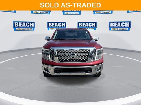 Used 2018 Nissan Titan SL AWD/4WD image 3