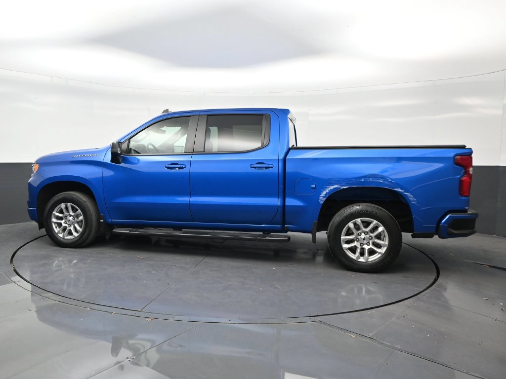 Used 2024 Chevrolet Silverado 1500 RST RWD image 2