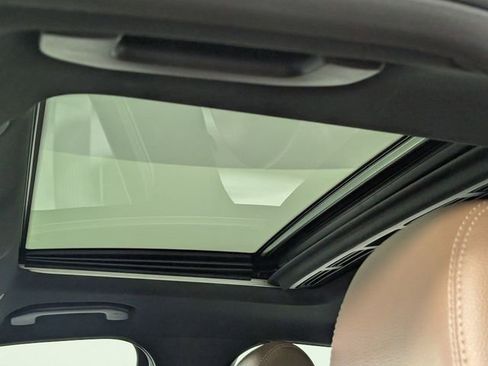 Used 2018 Mercedes-Benz E 300 image 13