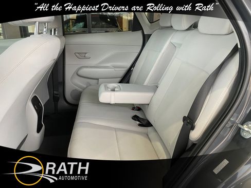 Used 2024 Hyundai Kona SEL image 18