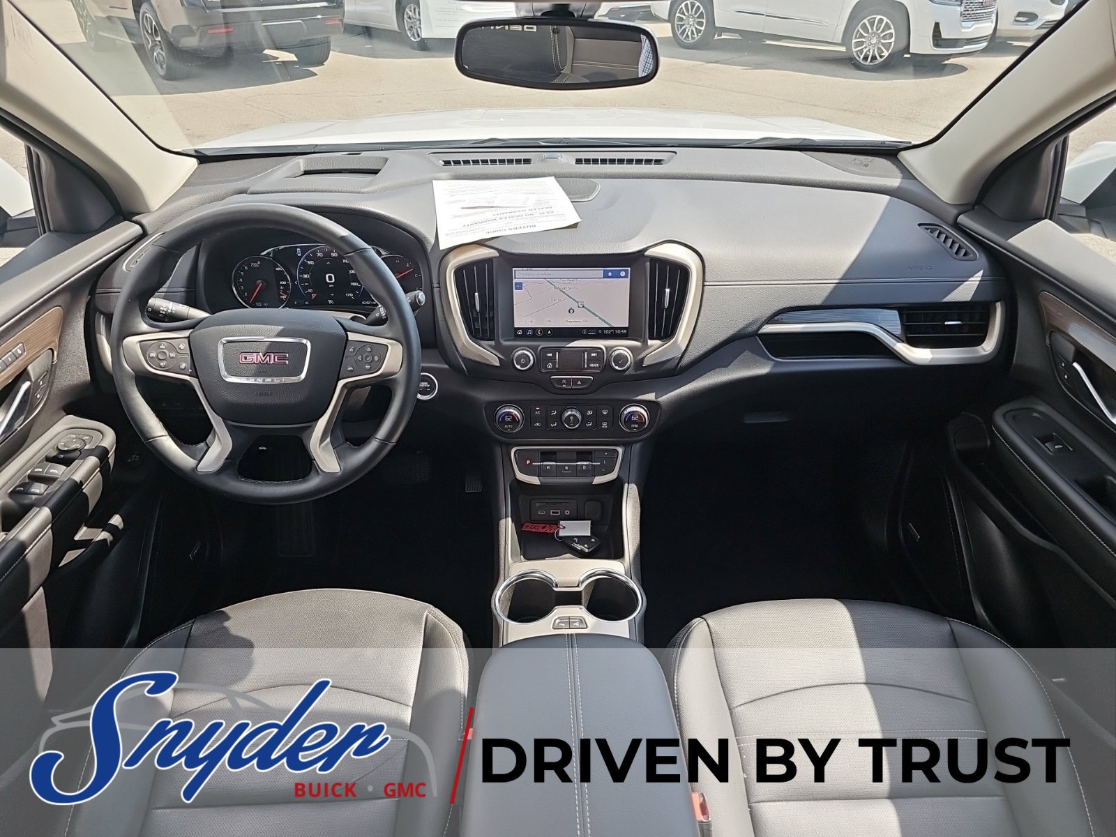 Used 2024 GMC Terrain Denali w/ Denali Premium Package AWD/4WD image 26