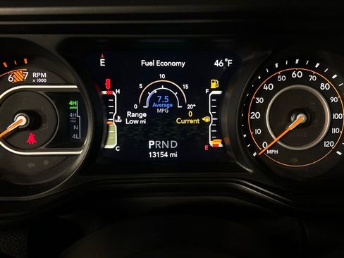 Certified 2024 Jeep Wrangler Unlimited Rubicon 392 image 15