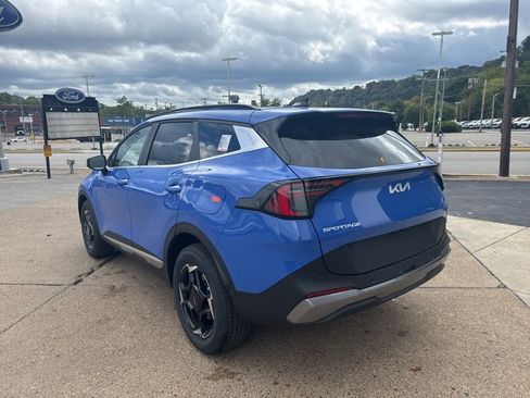 New 2026 Kia Sportage EX w/ EX Panorama Roof Package image 5