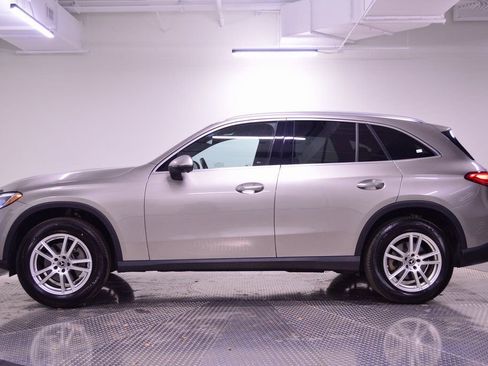 Used 2023 Mercedes-Benz GLC 300 4MATIC image 2