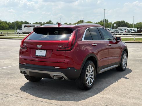 Used 2021 Cadillac XT4 Premium Luxury FWD image 9