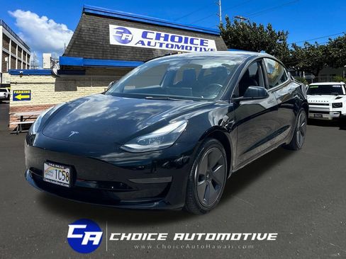 Used 2023 Tesla Model 3 Standard Range RWD image 1