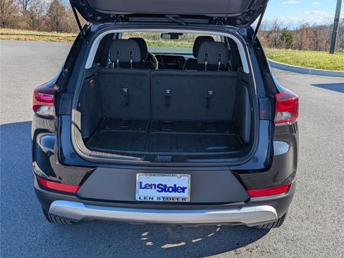 Used 2025 Chevrolet TrailBlazer LT image 12