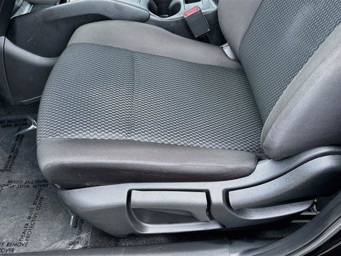 Used 2021 Nissan Rogue Sport S FWD image 18