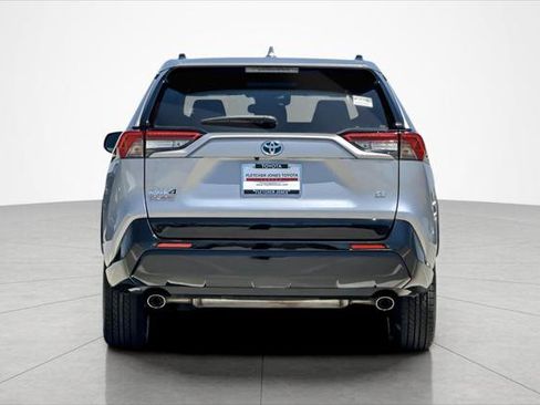 Certified 2022 Toyota RAV4 SE w/ Weather & Moonroof Package AWD/4WD image 4
