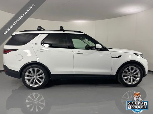 Used 2023 Land Rover Discovery S AWD/4WD image 5
