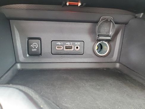 Certified 2025 Nissan Sentra SR w/ SR Premium Package image 23