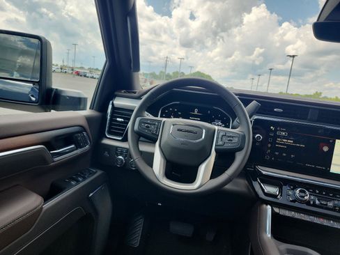 New 2026 GMC Sierra 2500 Denali AWD/4WD image 12