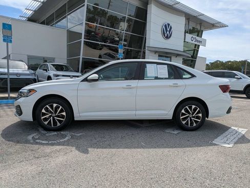 Certified 2022 Volkswagen Jetta S FWD image 3