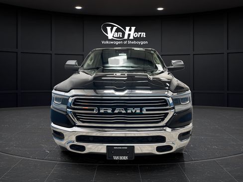 Used 2021 RAM 1500 Laramie AWD/4WD image 2