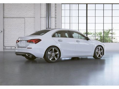 Used 2022 Mercedes-Benz A 220 4MATIC image 21