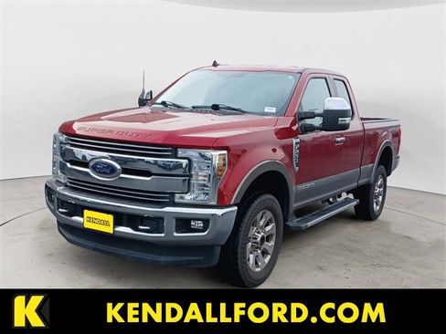 Used 2019 Ford F250 Lariat w/ Chrome Package image 1