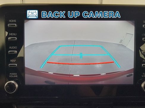 Used 2019 Toyota C-HR LE FWD image 22