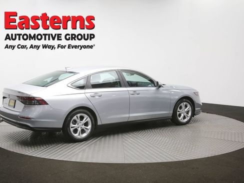 Used 2025 Honda Accord LX image 41