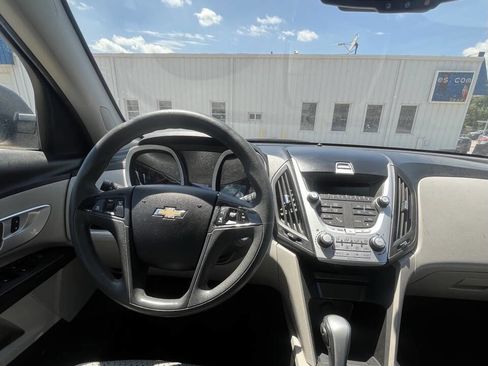 Used 2015 Chevrolet Equinox LS image 14