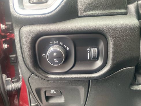 Used 2023 RAM 1500 Big Horn AWD/4WD image 23
