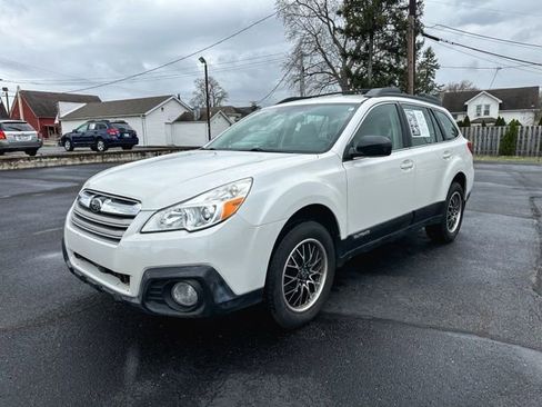 Used 2014 Subaru Outback 2.5i image 3