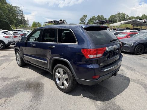 Used 2013 Jeep Grand Cherokee Overland w/ Advance Technology Group RWD image 9