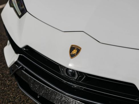 Used 2024 Lamborghini Urus S image 47