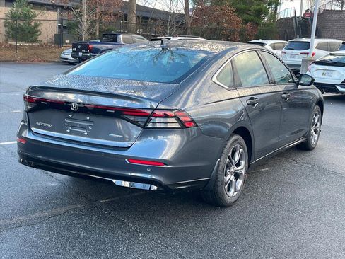 New 2025 Honda Accord EX-L image 4