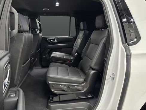 Used 2023 Chevrolet Suburban Z71 w/ Luxury Package image 31