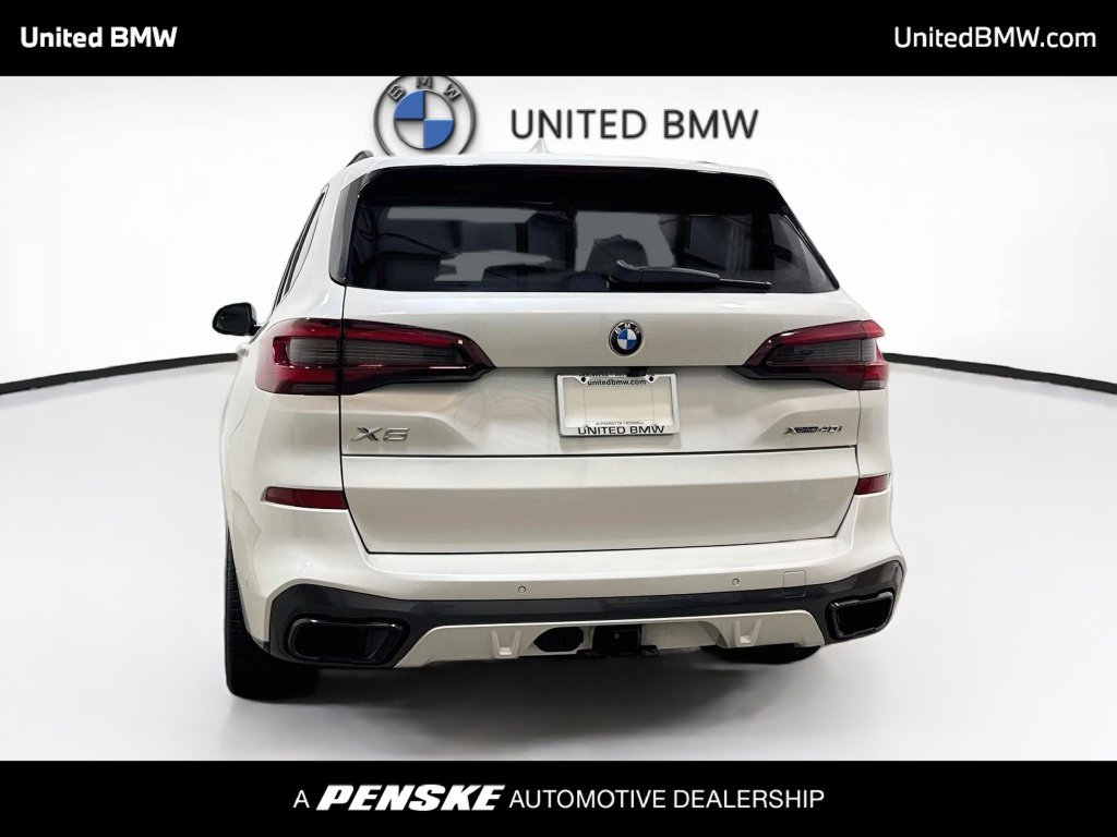 Used 2022 BMW X5 xDrive40i w/ M Sport Package AWD/4WD image 7
