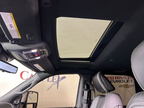 Used 2024 RAM 2500 Limited image 22