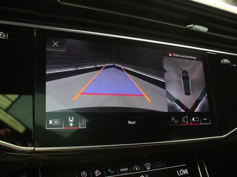 Used 2023 Audi SQ8 Prestige AWD/4WD image 81
