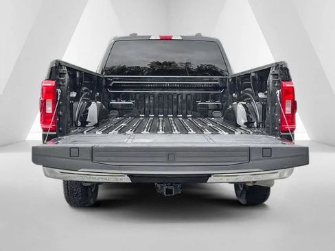 Used 2023 Ford F150 XLT w/ Trailer Tow Package AWD/4WD image 7