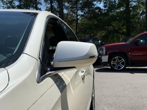 Used 2013 Cadillac XTS Premium FWD image 15