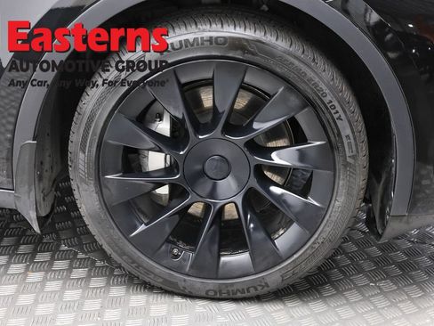 Used 2024 Tesla Model Y Long Range AWD/4WD image 25