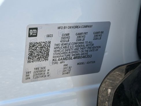 Used 2024 Buick Encore GX Sport Touring w/ Advanced Technology Package FWD image 33