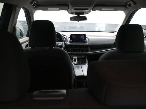 Used 2023 Nissan Rogue S image 13