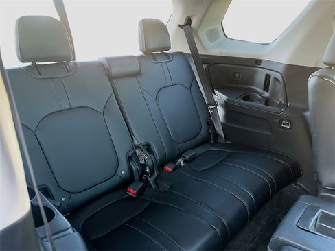 Used 2023 Honda Pilot Elite image 29