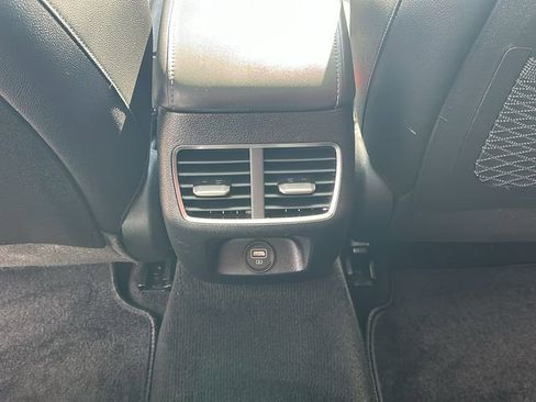 Used 2022 Hyundai Sonata Limited image 31