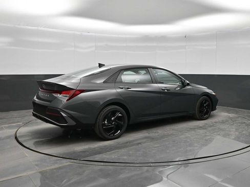 New 2026 Hyundai Elantra Sport FWD image 7
