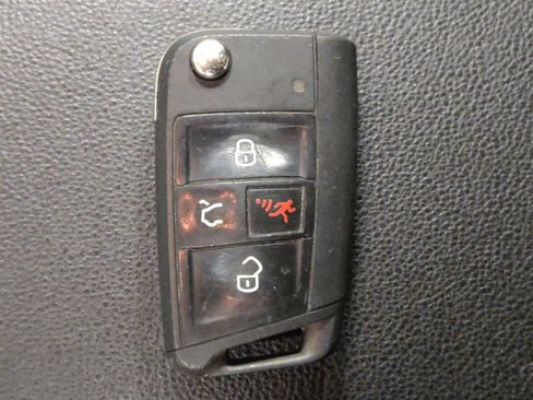 Used 2024 Volkswagen Jetta S FWD image 32