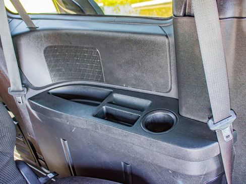 Used 2019 Dodge Grand Caravan SE FWD image 21