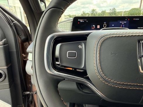 New 2025 Lincoln Navigator L Black Label image 26