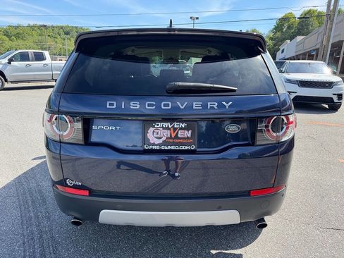 Used 2016 Land Rover Discovery Sport HSE AWD/4WD image 8